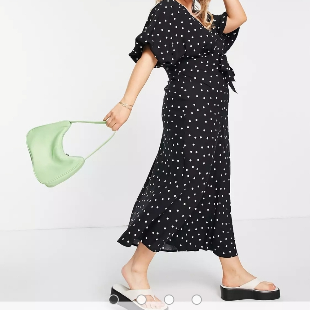 ASOS DESIGN Curve tie front midi tea dress in mono spot